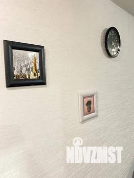 Студия квартира, посуточно, 42м2, 1/5 этаж