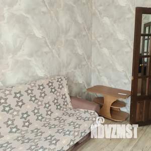 1-к квартира, посуточно, 38м2, 2/9 этаж