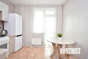 1-к квартира, посуточно, 42м2, 20/25 этаж