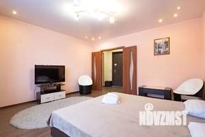 1-к квартира, посуточно, 40м2, 4/10 этаж