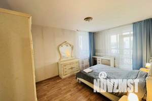 2-к квартира, посуточно, 80м2, 9/25 этаж