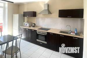 1-к квартира, посуточно, 38м2, 2/10 этаж