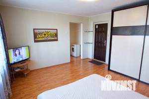 1-к квартира, посуточно, 42м2, 7/10 этаж