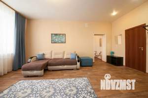 2-к квартира, посуточно, 40м2, 1/10 этаж