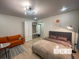 1-к квартира, посуточно, 50м2, 1/1 этаж