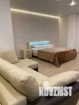 1-к квартира, посуточно, 44м2, 4/7 этаж