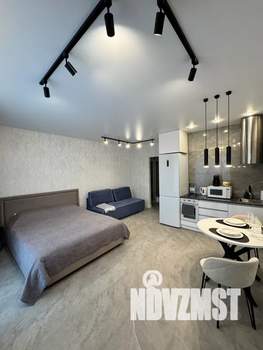 Студия квартира, посуточно, 32м2, 22/25 этаж