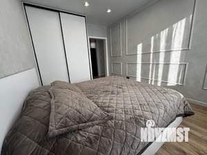 2-к квартира, посуточно, 40м2, 17/22 этаж