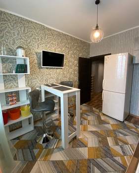 1-к квартира, на длительный срок, 42м2, 7/25 этаж