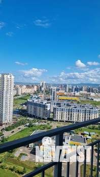 Студия квартира, посуточно, 31м2, 22/25 этаж