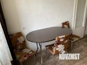 1-к квартира, посуточно, 40м2, 3/10 этаж
