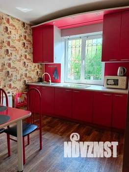 2-к квартира, посуточно, 39м2, 1/10 этаж