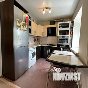 2-к квартира, посуточно, 46м2, 1/5 этаж