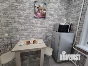 1-к квартира, посуточно, 38м2, 3/9 этаж