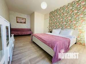 1-к квартира, посуточно, 42м2, 3/10 этаж