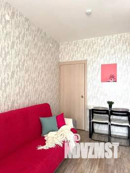 1-к квартира, посуточно, 40м2, 7/25 этаж
