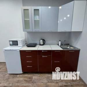 Студия квартира, посуточно, 26м2, 1/17 этаж