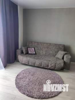 Студия квартира, посуточно, 37м2, 5/19 этаж