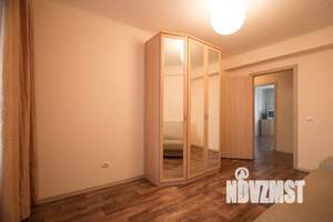 1-к квартира, посуточно, 54м2, 1/1 этаж