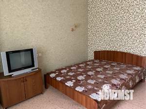 1-к квартира, посуточно, 35м2, 3/17 этаж