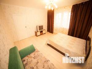 1-к квартира, посуточно, 42м2, 2/10 этаж