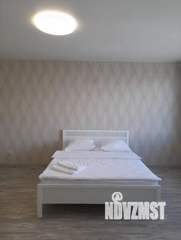 Студия квартира, посуточно, 30м2, 20/23 этаж