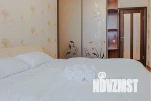 2-к квартира, посуточно, 58м2, 8/17 этаж