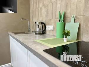 Студия квартира, посуточно, 32м2, 13/16 этаж