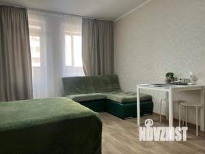 Студия квартира, посуточно, 34м2, 20/25 этаж