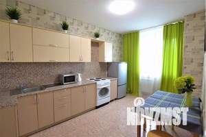 1-к квартира, посуточно, 51м2, 12/20 этаж