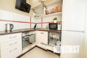 2-к квартира, посуточно, 50м2, 9/9 этаж