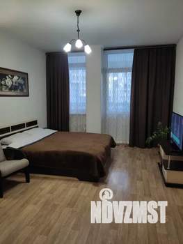 1-к квартира, посуточно, 40м2, 4/10 этаж