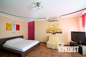 1-к квартира, посуточно, 35м2, 1/1 этаж