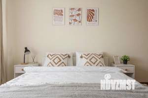 3-к квартира, посуточно, 72м2, 1/1 этаж