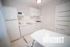2-к квартира, посуточно, 45м2, 5/10 этаж