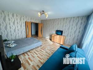 1-к квартира, посуточно, 46м2, 3/10 этаж