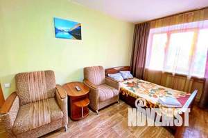 1-к квартира, посуточно, 42м2, 2/5 этаж