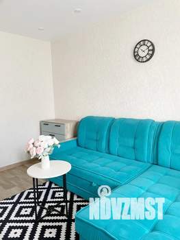 1-к квартира, посуточно, 35м2, 8/10 этаж