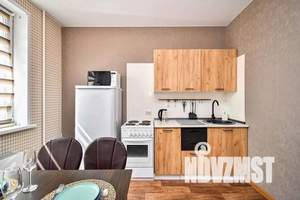 1-к квартира, посуточно, 38м2, 23/25 этаж