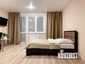 Студия квартира, посуточно, 35м2, 3/25 этаж