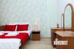 2-к квартира, посуточно, 55м2, 1/1 этаж