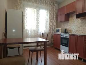 1-к квартира, посуточно, 36м2, 2/10 этаж