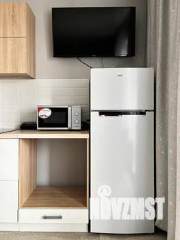 Студия квартира, посуточно, 40м2, 1/16 этаж