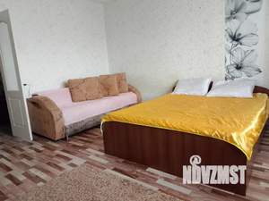 1-к квартира, посуточно, 40м2, 10/10 этаж