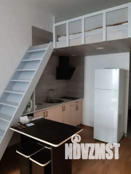 Студия квартира, посуточно, 28м2, 3/17 этаж