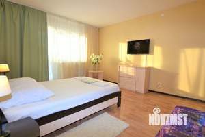 1-к квартира, посуточно, 50м2, 1/1 этаж