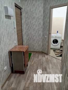 Студия квартира, посуточно, 33м2, 18/25 этаж