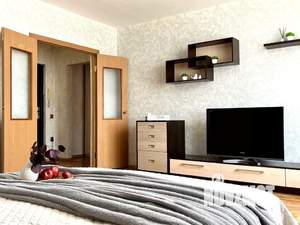 1-к квартира, посуточно, 47м2, 1/1 этаж