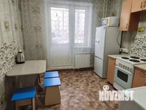 1-к квартира, посуточно, 35м2, 2/14 этаж