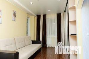 1-к квартира, посуточно, 35м2, 6/9 этаж